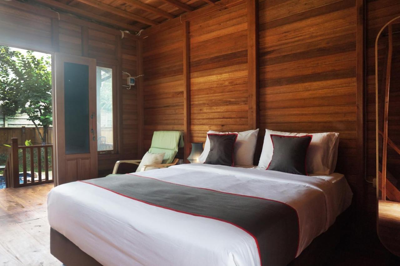 Collection O 9 Villa Ubud Anyer Εξωτερικό φωτογραφία