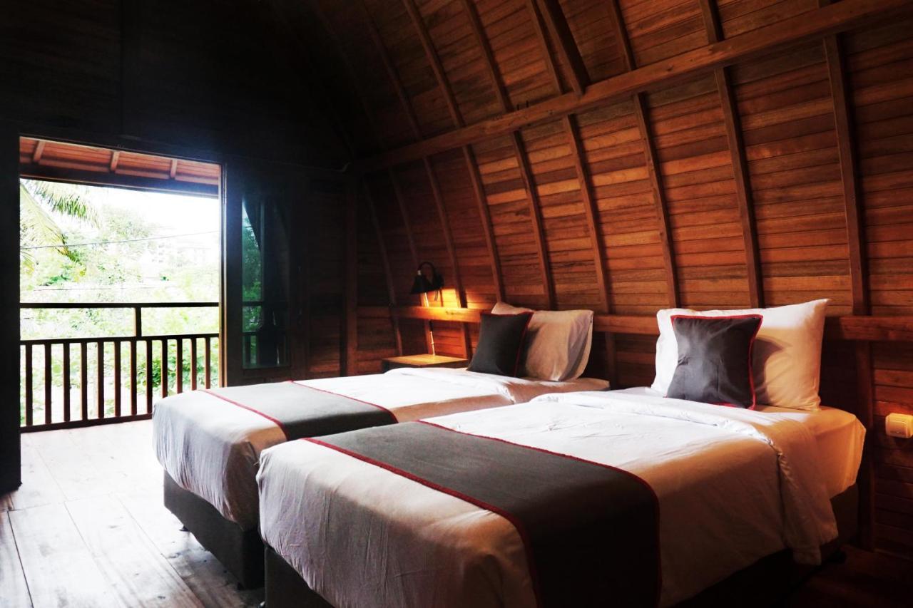 Collection O 9 Villa Ubud Anyer Εξωτερικό φωτογραφία