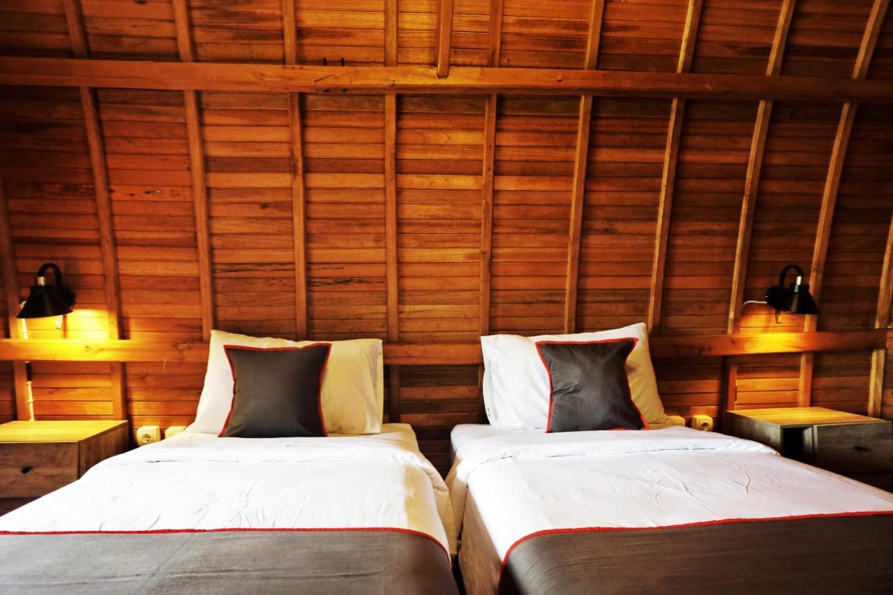Collection O 9 Villa Ubud Anyer Εξωτερικό φωτογραφία